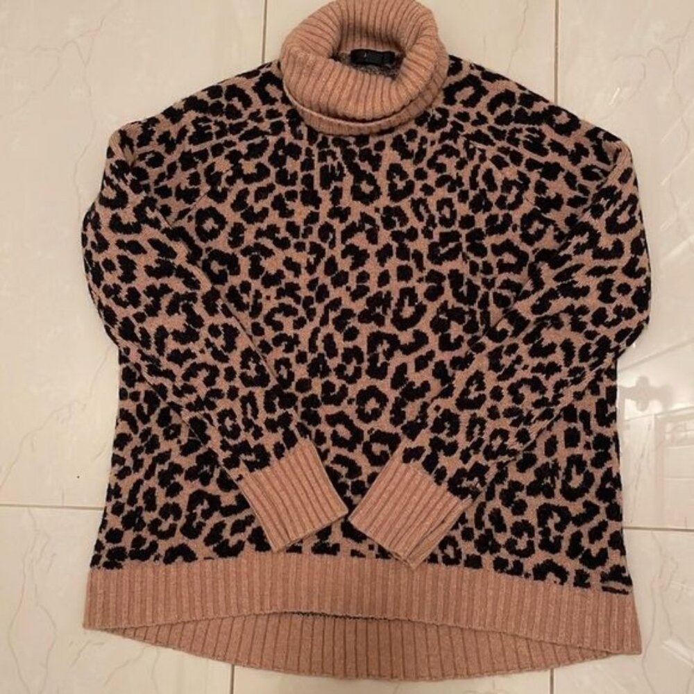 J. Crew Leopard Turtleneck Sweater 30% Wool, 10% Alpaca women’s Sz XS Black&Tan